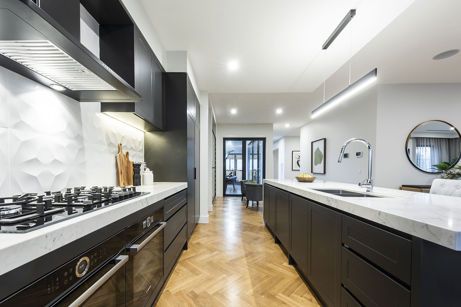 Balwyn North custom home detail — Varcon Group